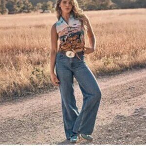 WRANGLER MID RISE LOOSE STRAIGHT WIDE JEANS MED DARK WASH NWT 7/8